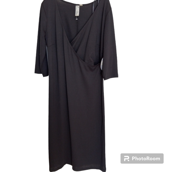 Emma Michelle LBD very lightweight wrinkle free great for travel. - Picture 1 of 7